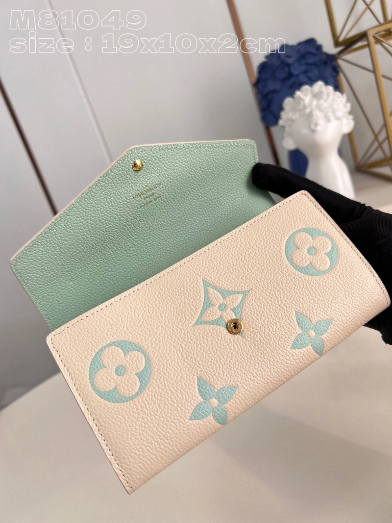 LV Wallets 4365G-0054