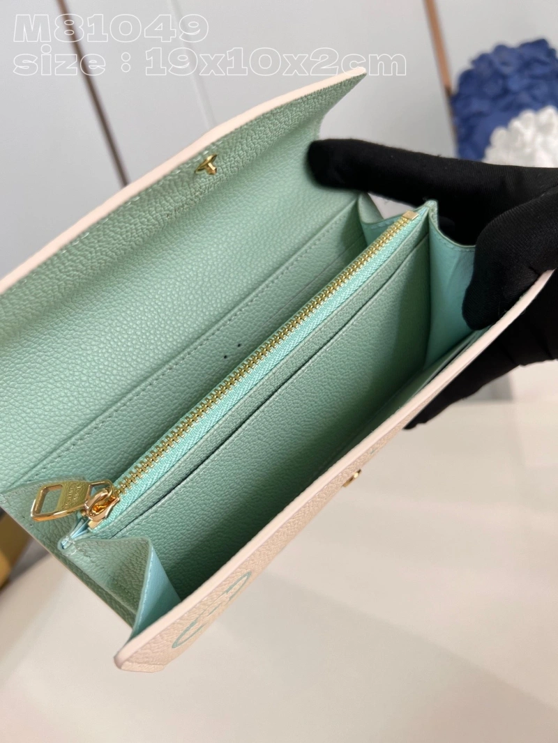 LV Wallets 4365G-0054