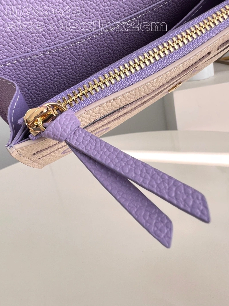 LV Wallets 4365G-0057