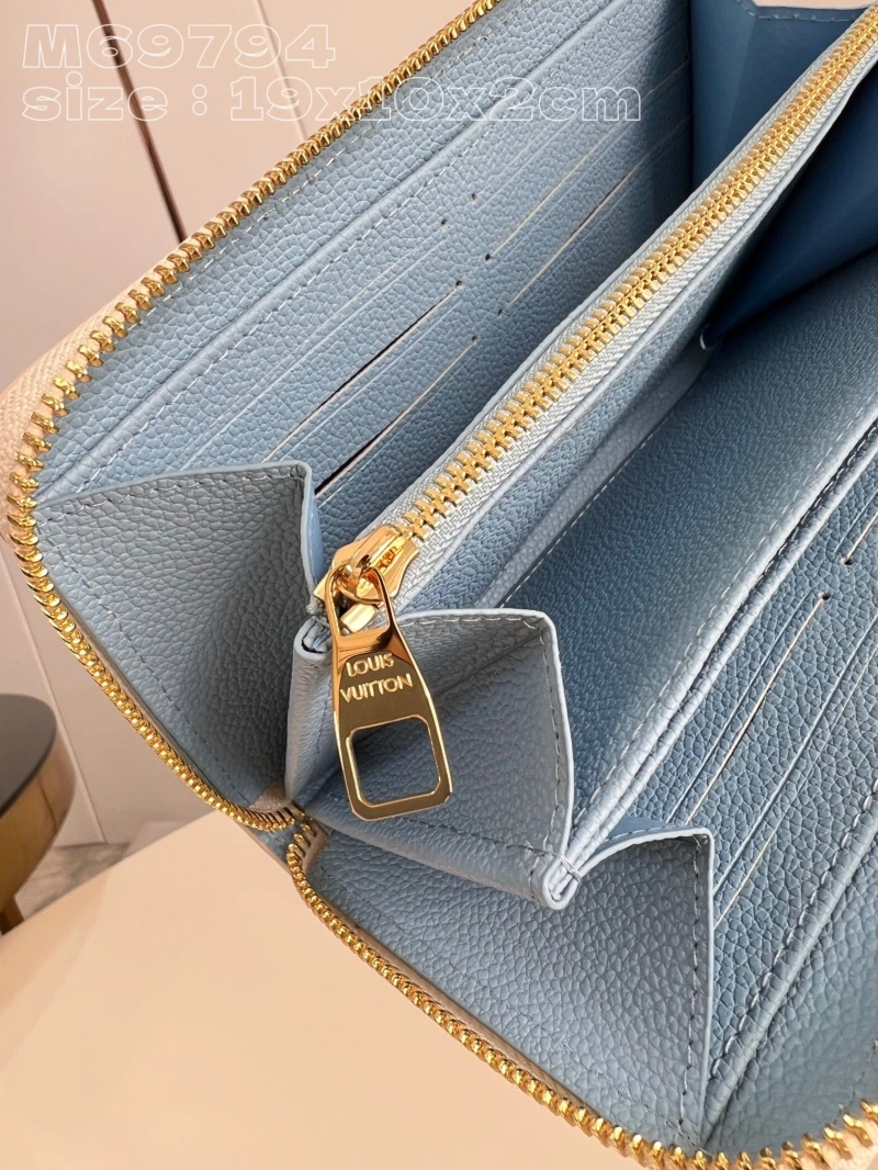 LV Wallets 4365G-0065
