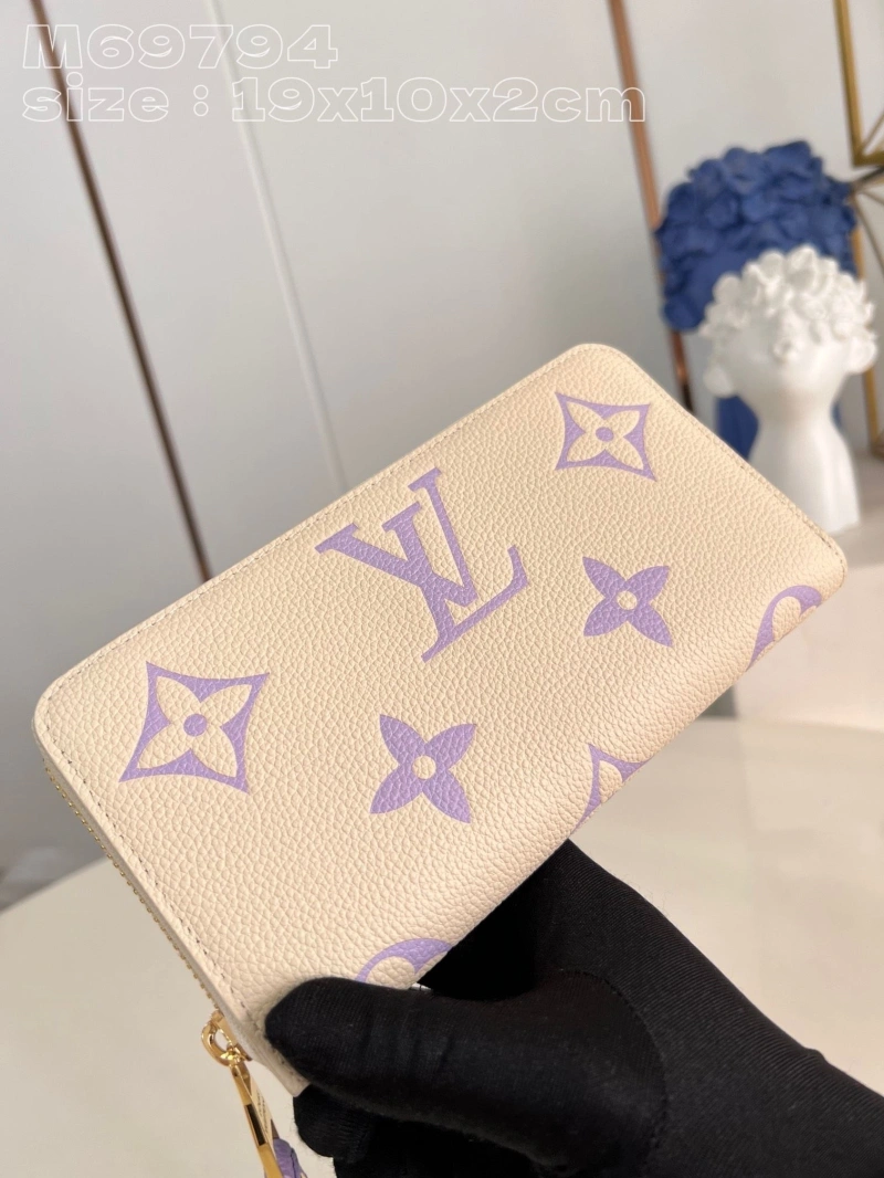 LV Wallets 4365G-0067