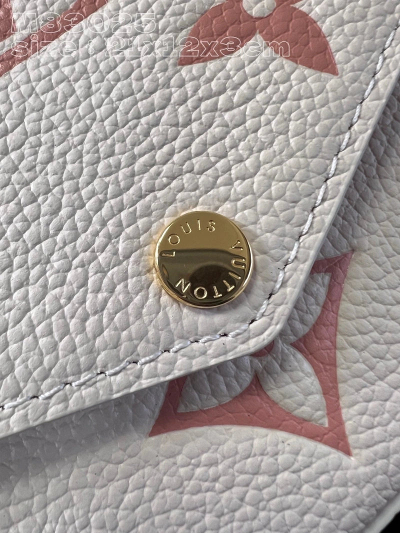 LV Wallets 4365G-0131