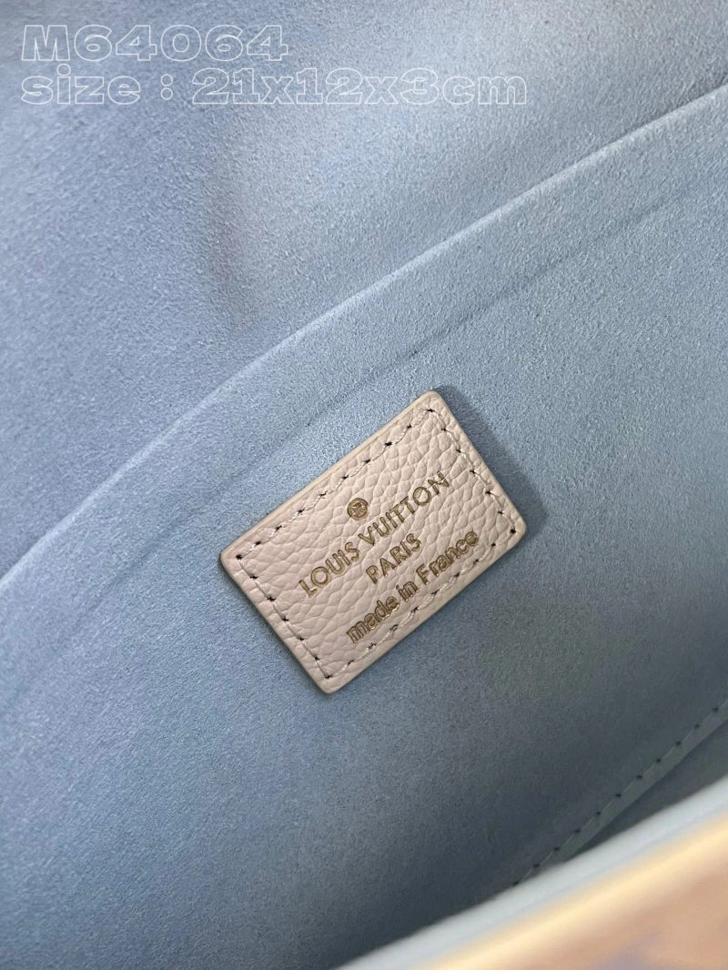 LV Wallets 4365G-0134