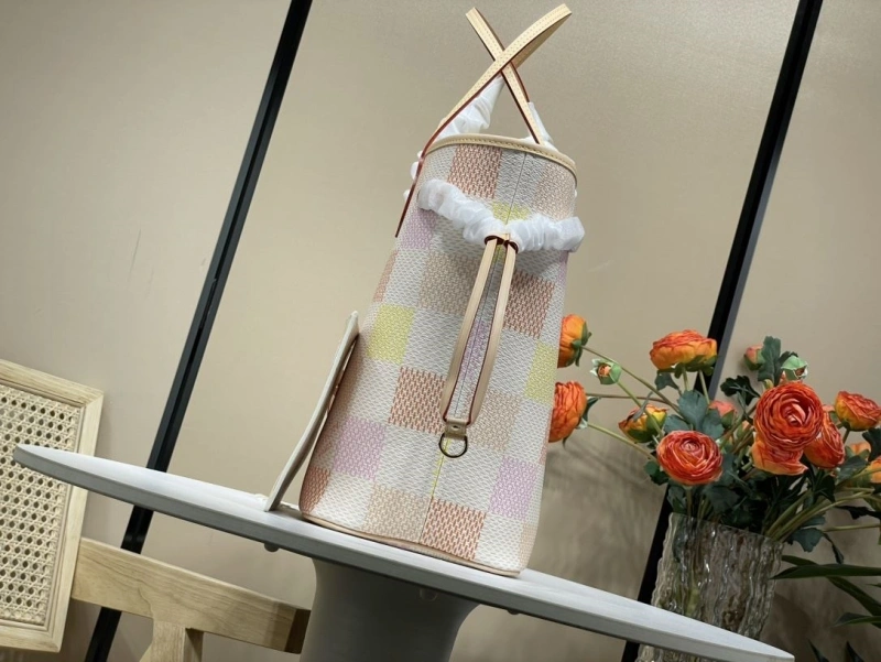 LV Shopping Bags 4365H-0019