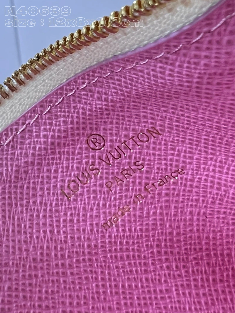 LV Wallets 4365H-0180