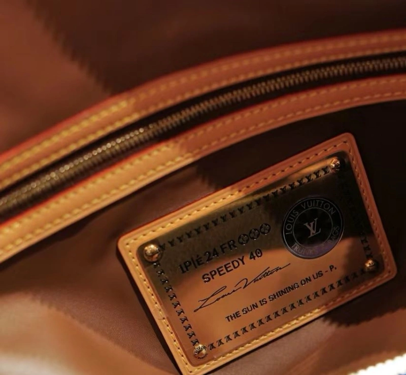 LV Travel Bags 4365H-0246