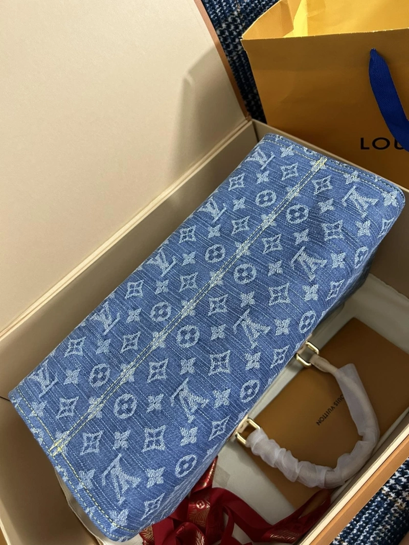 LV Shopping Bags 4365H-0402