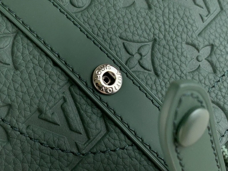 LV Backpacks 4365H-0423