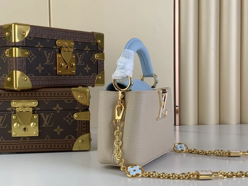LV Capucines Bags 4365H-0488