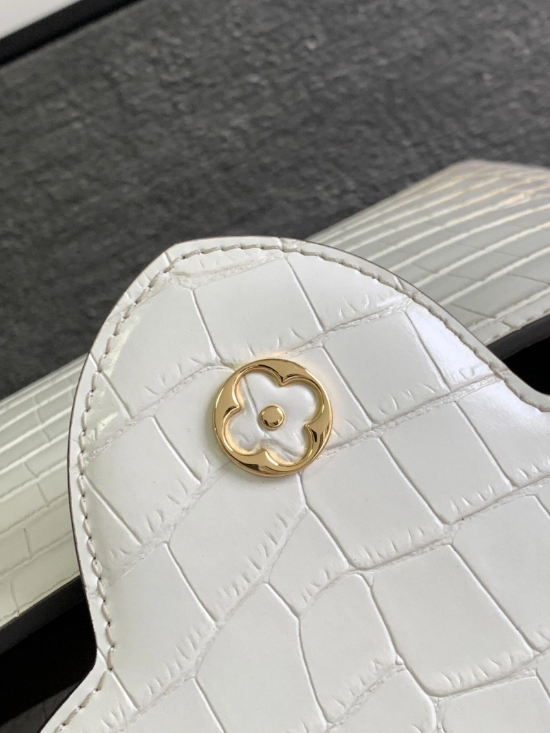 LV Capucines Bags 4365H-0545