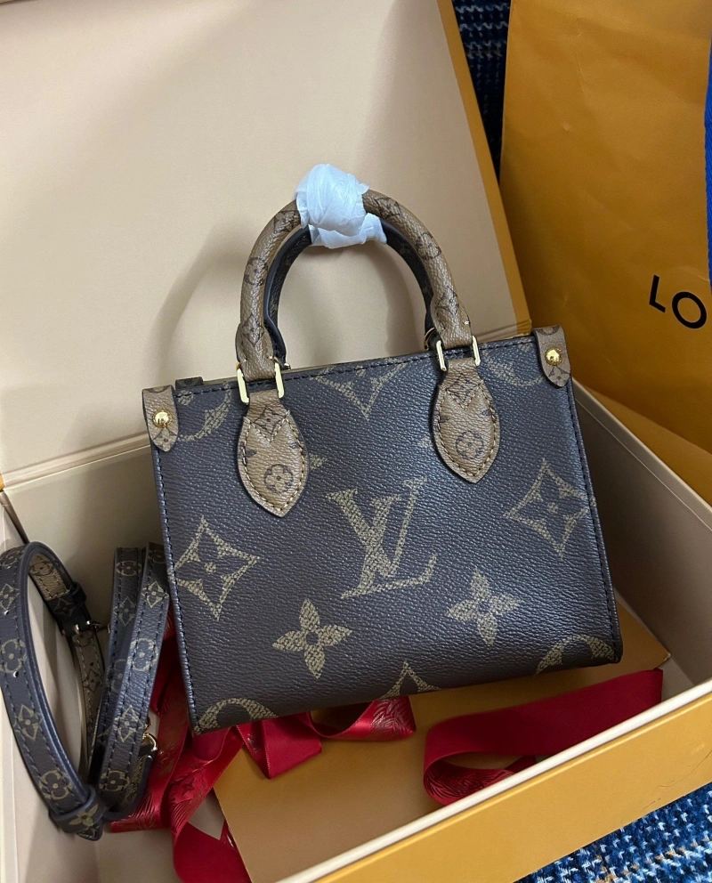 LV Shopping Bags 4365H-0691