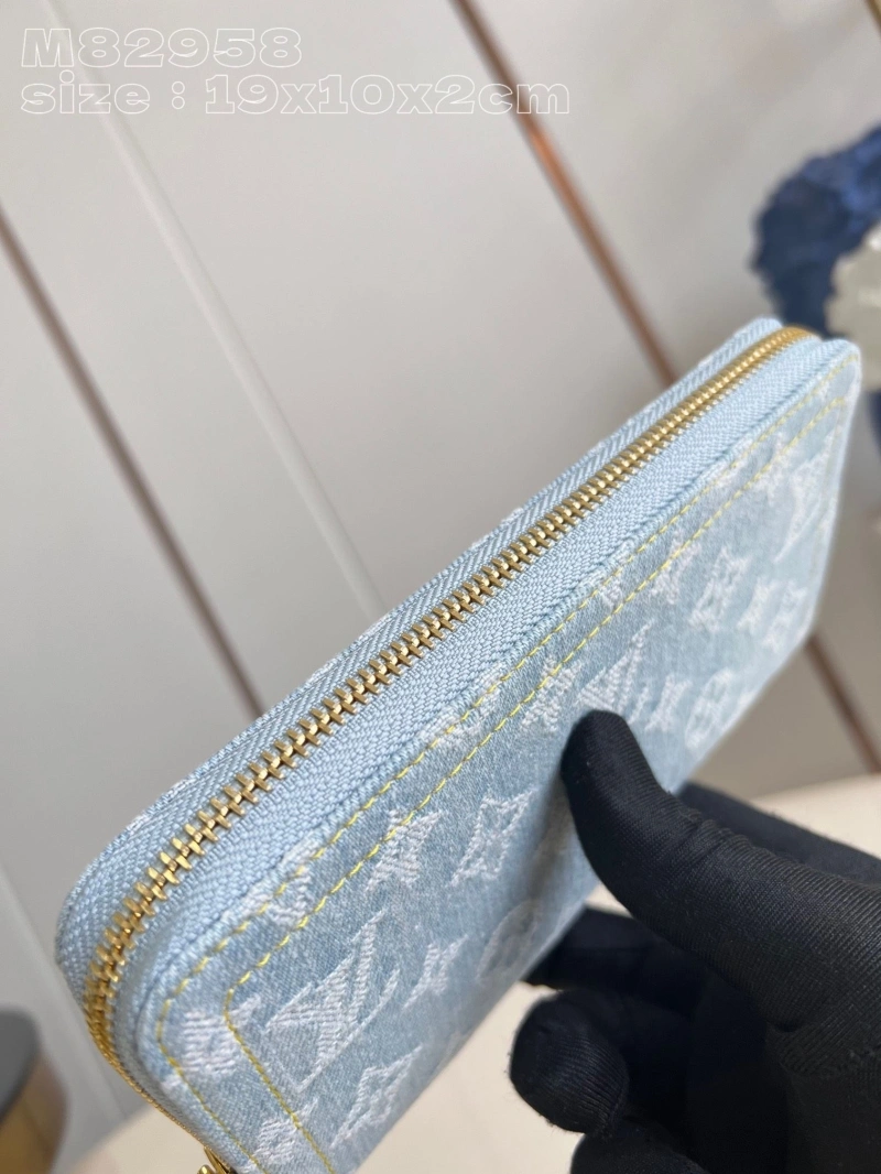 LV Wallets 4365I-0346