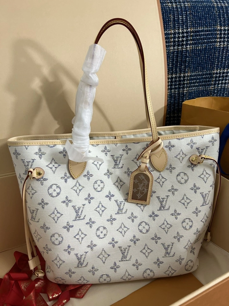 LV Shopping Bags 4365I-0577