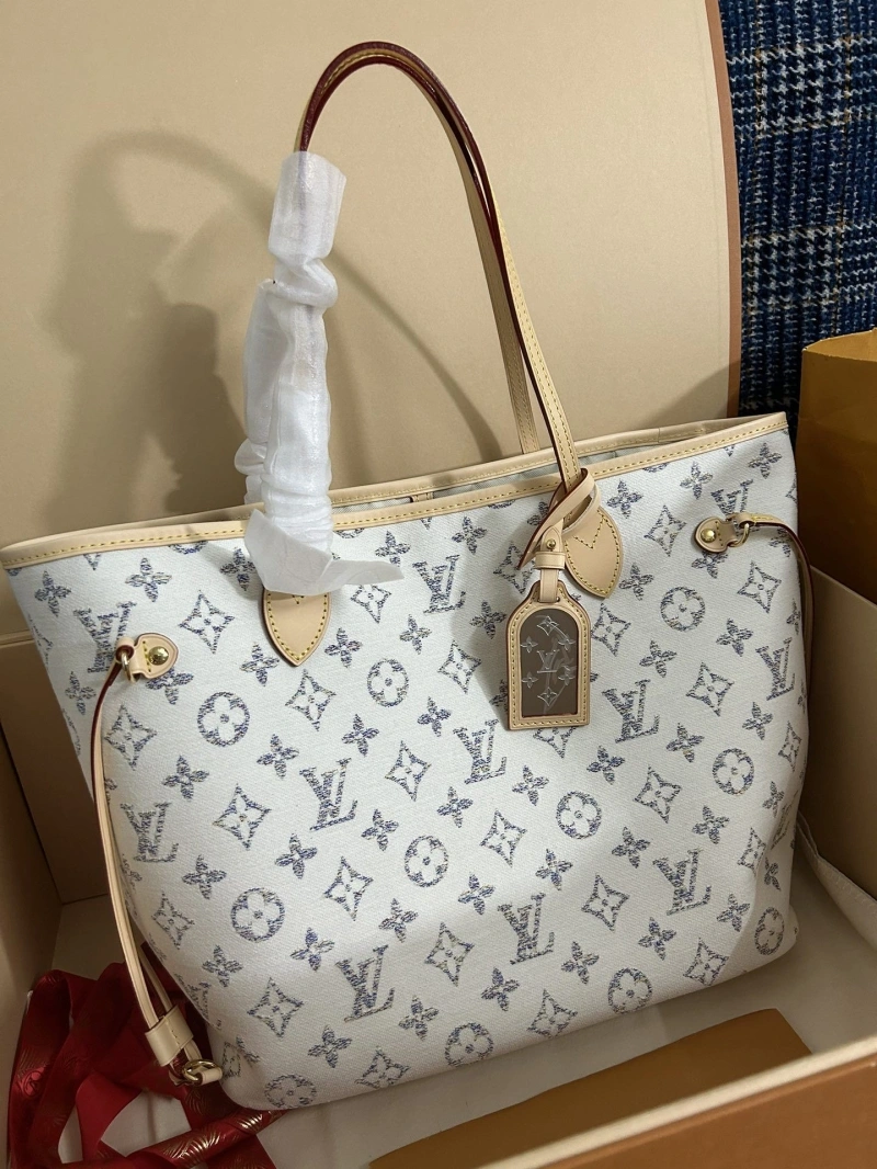 LV Shopping Bags 4365I-0577