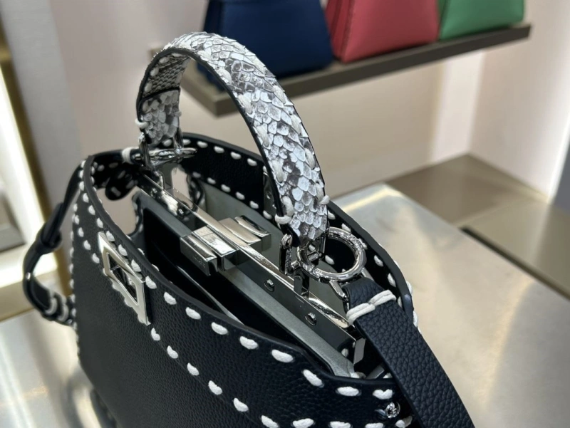 F**di top handle bags 4370-0003