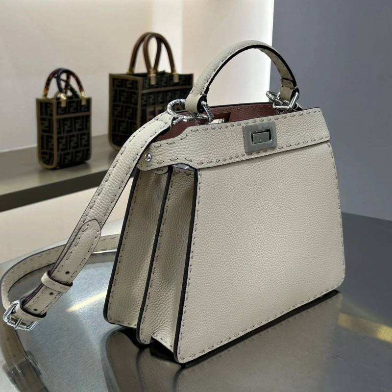 F**di top handle bags 4370-0005