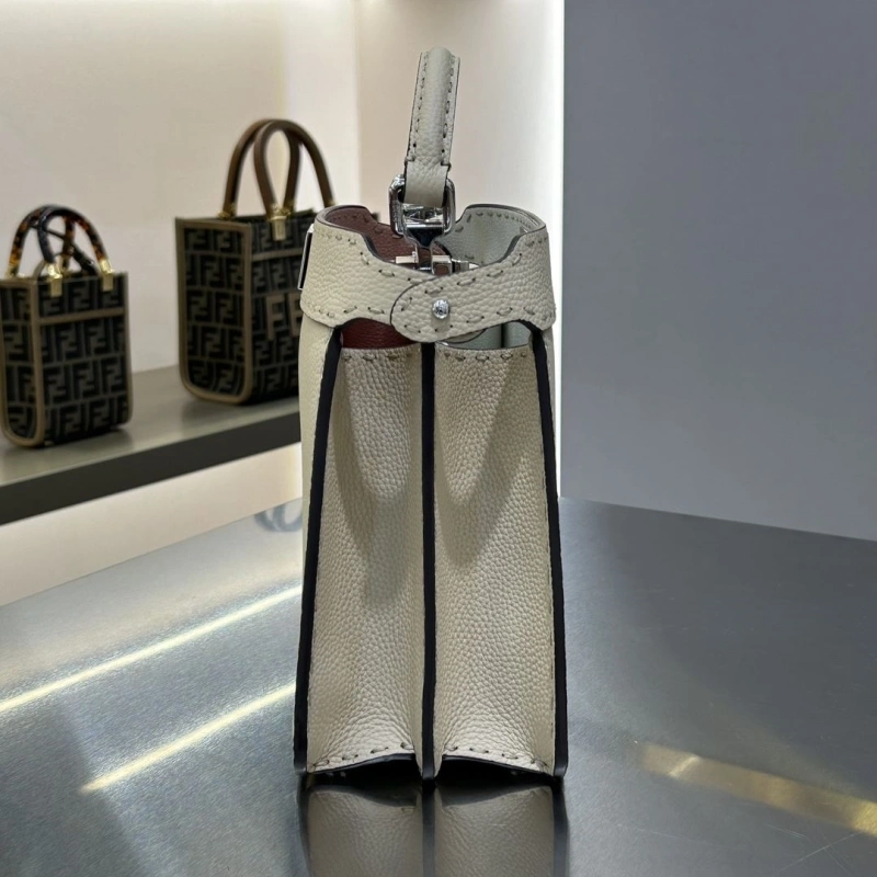 F**di top handle bags 4370-0005