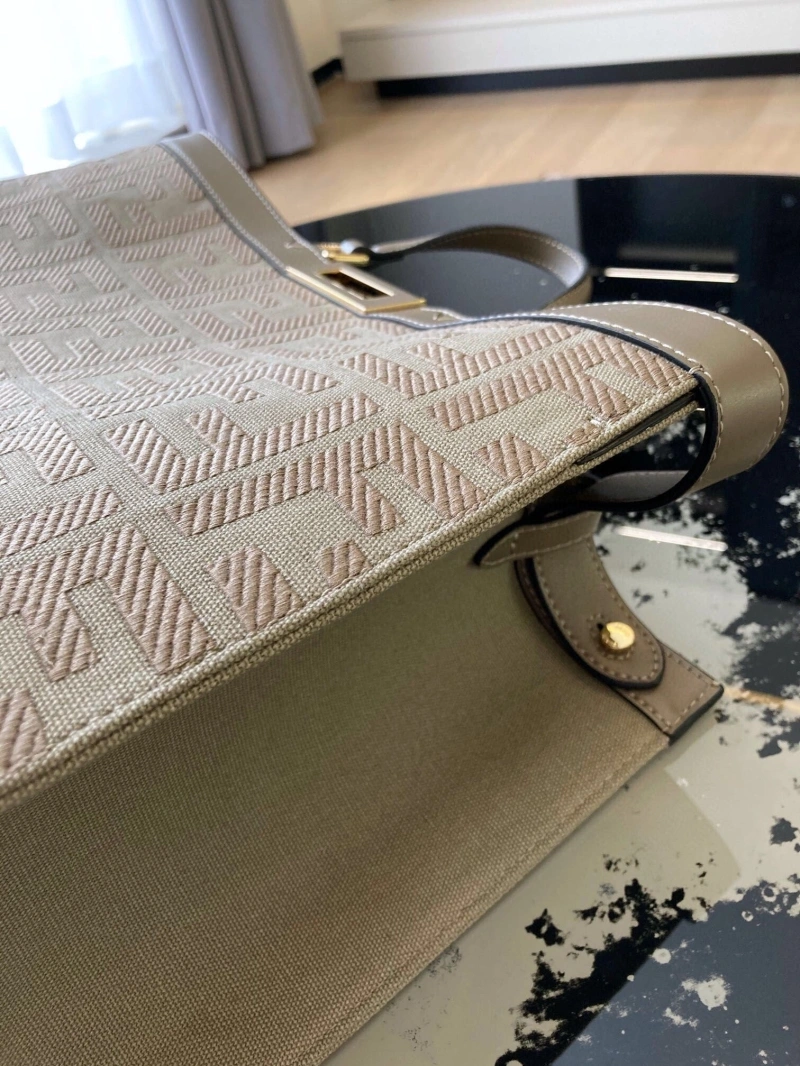 F**di shopping bags 4370-0008
