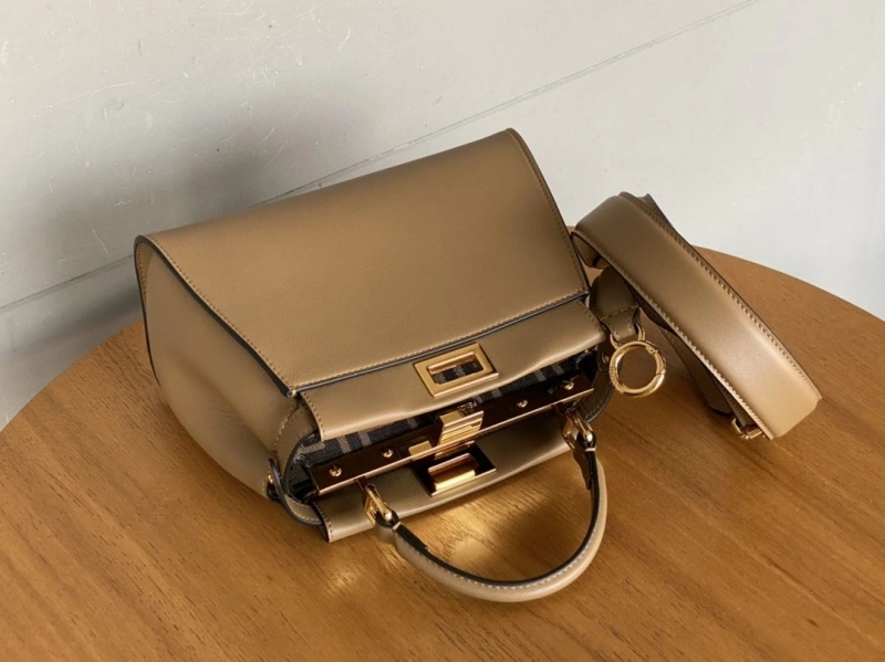 F**di top handle bags 4370-0018