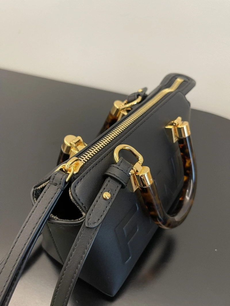 F**di top handle bags 4370-0082