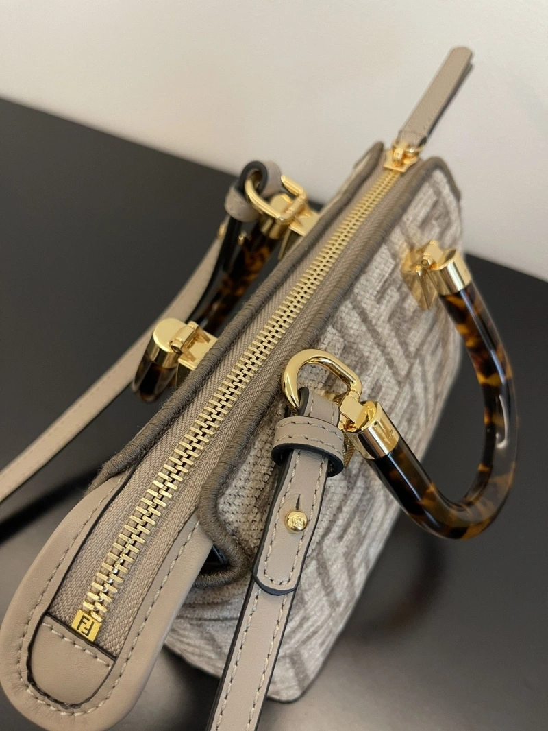 F**di top handle bags 4370-0084
