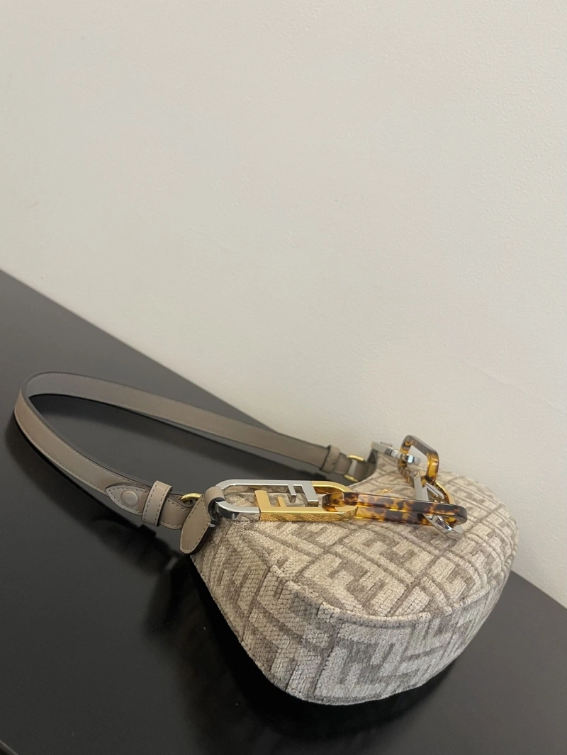 F**di top handle bags 4370-0093
