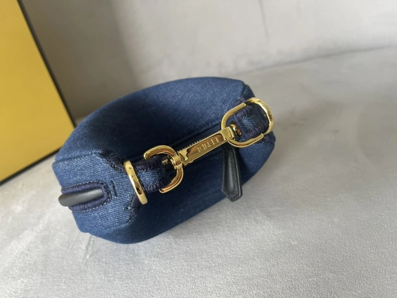 F**di top handle bags 4370-0156