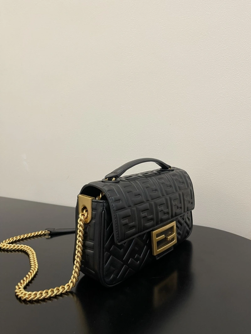 F**di baguette bags 4370-0213