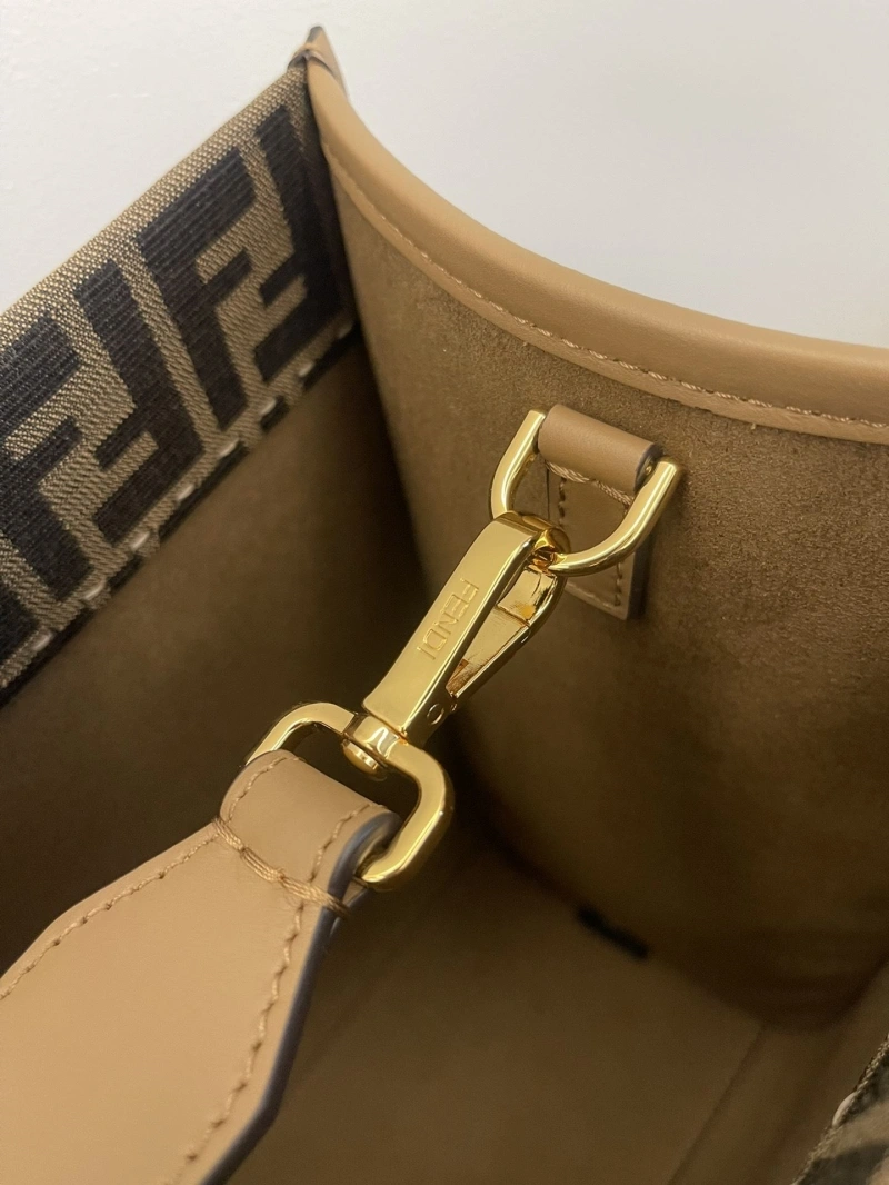 F**di shopping bags 4370-0229