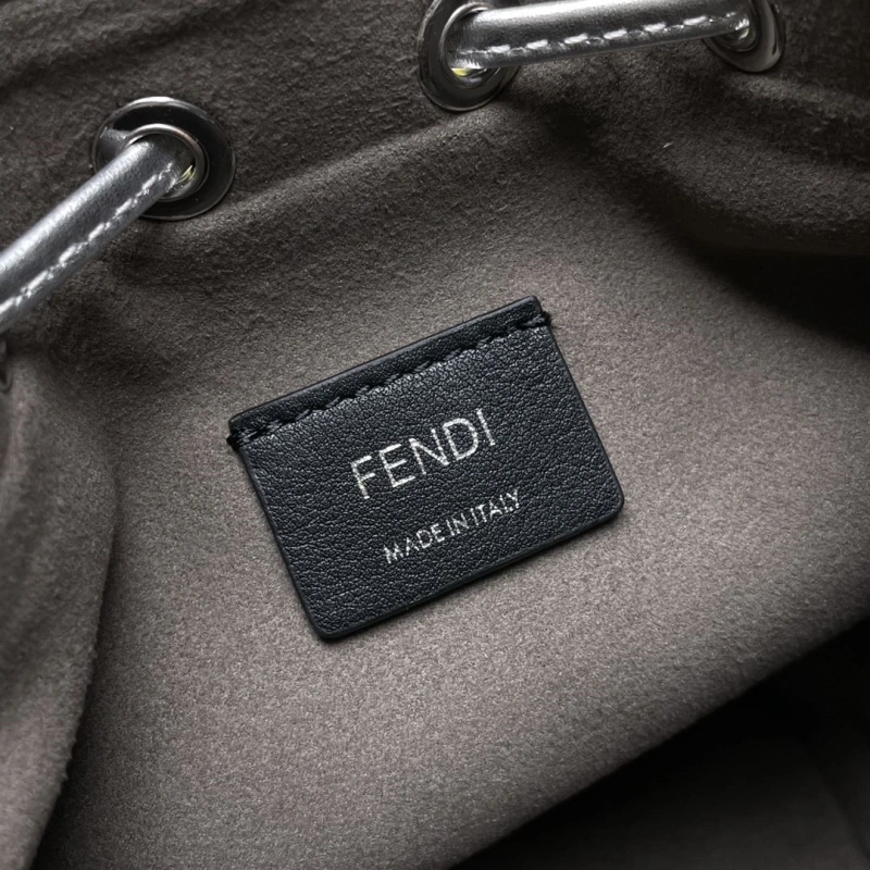 F**di bucket bags 4370-0279