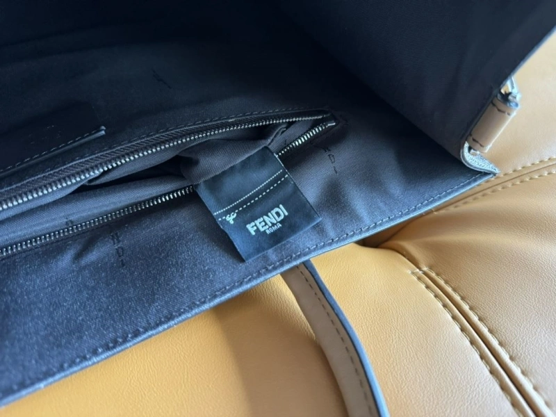 F**di shopping bags 4370-0300