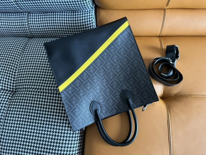 F**di shopping bags 4370-0301