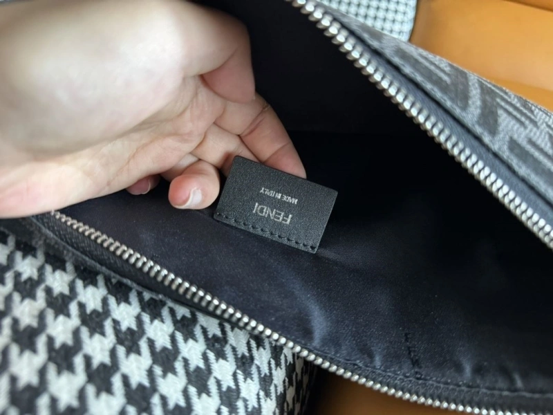 F**di satchel bags 4370-0302