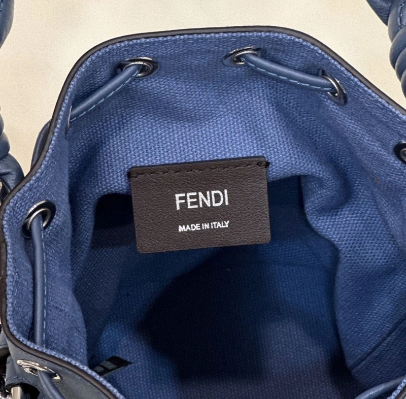 F**di bucket bags 4370-0309