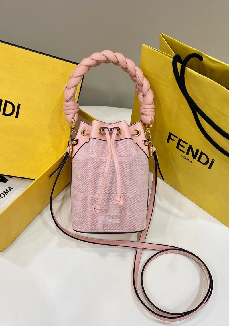 F**di bucket bags 4370-0313