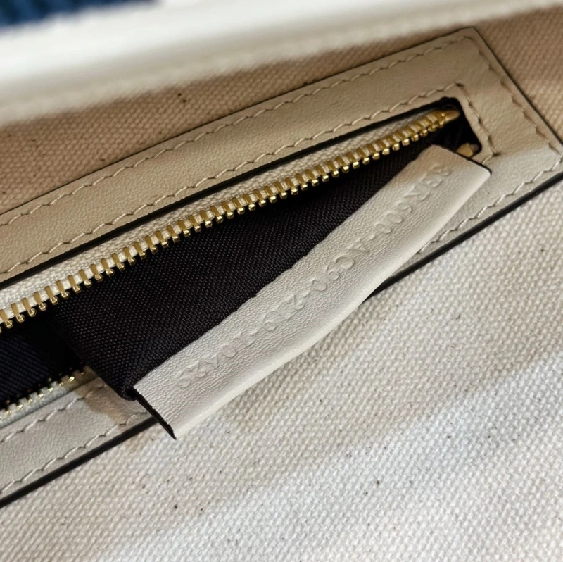 F**di satchel bags 4370-0317
