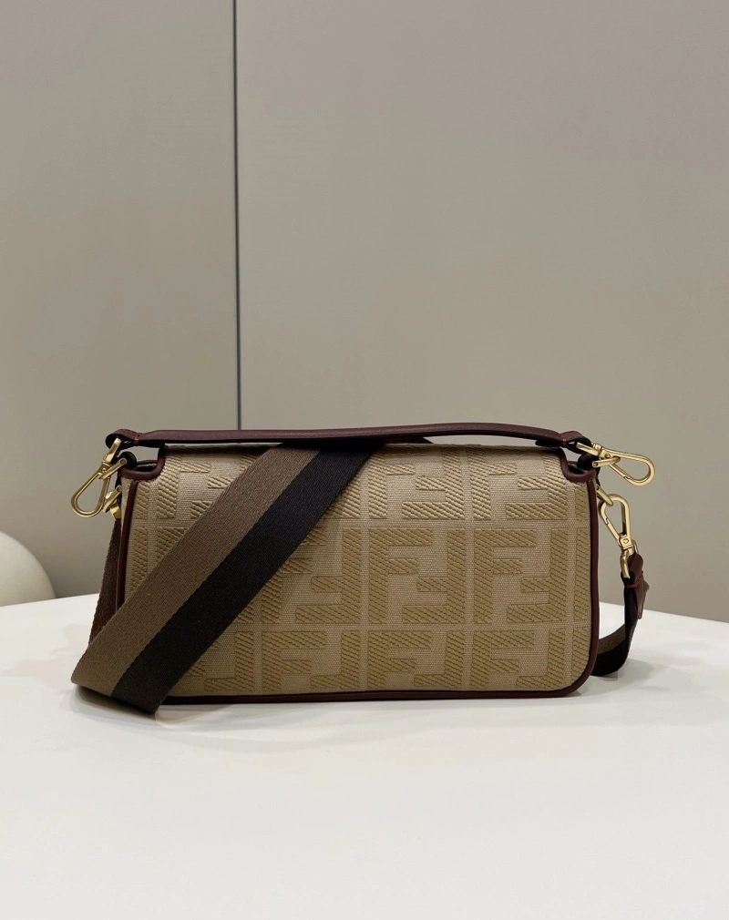 F**di baguette bags 4370-0323