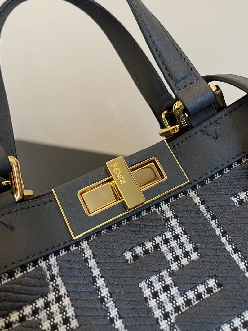F**di shopping bags 4370-0331