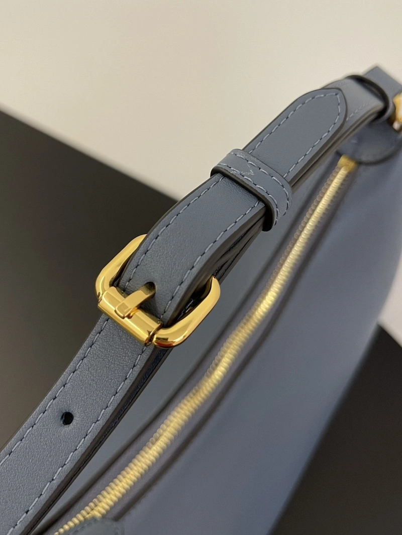F**di top handle bags 4370-0354