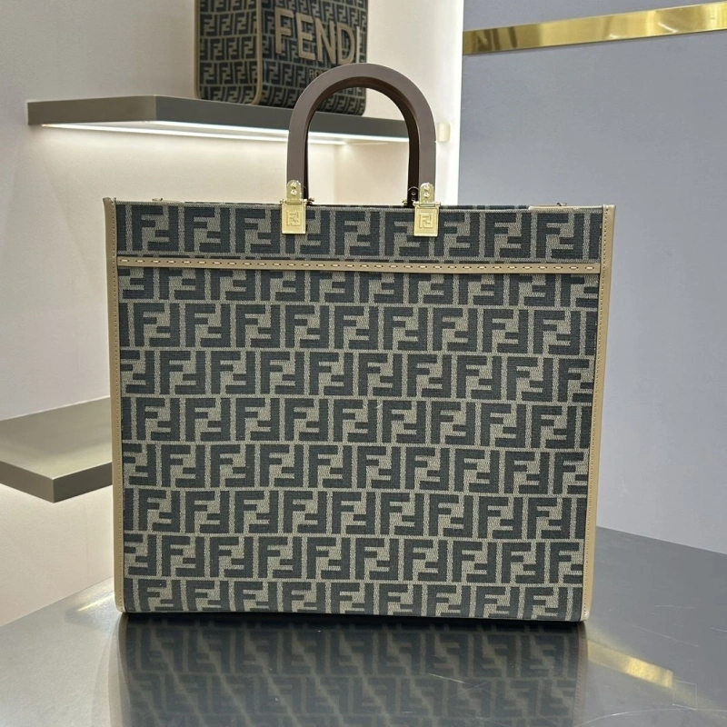 F**di shopping bags 4370-0356