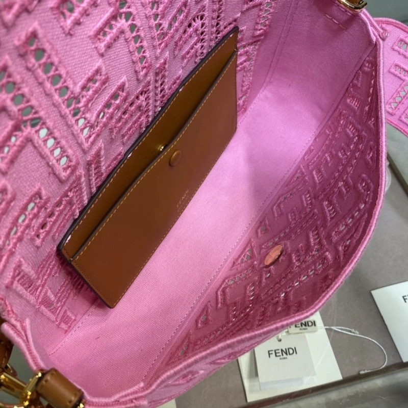 F**di baguette bags 4370-0365