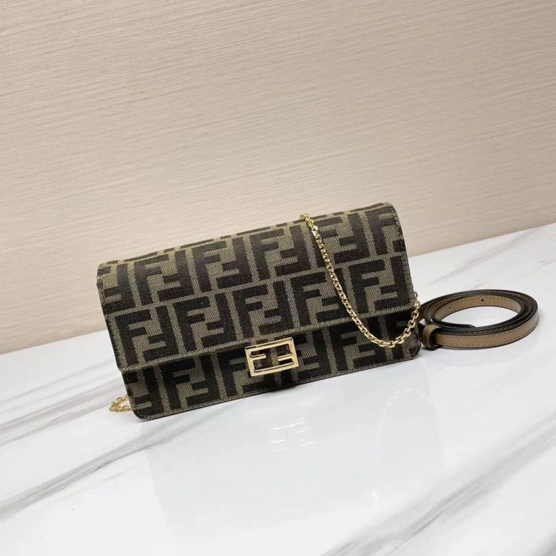 F**di baguette bags 4370-0391