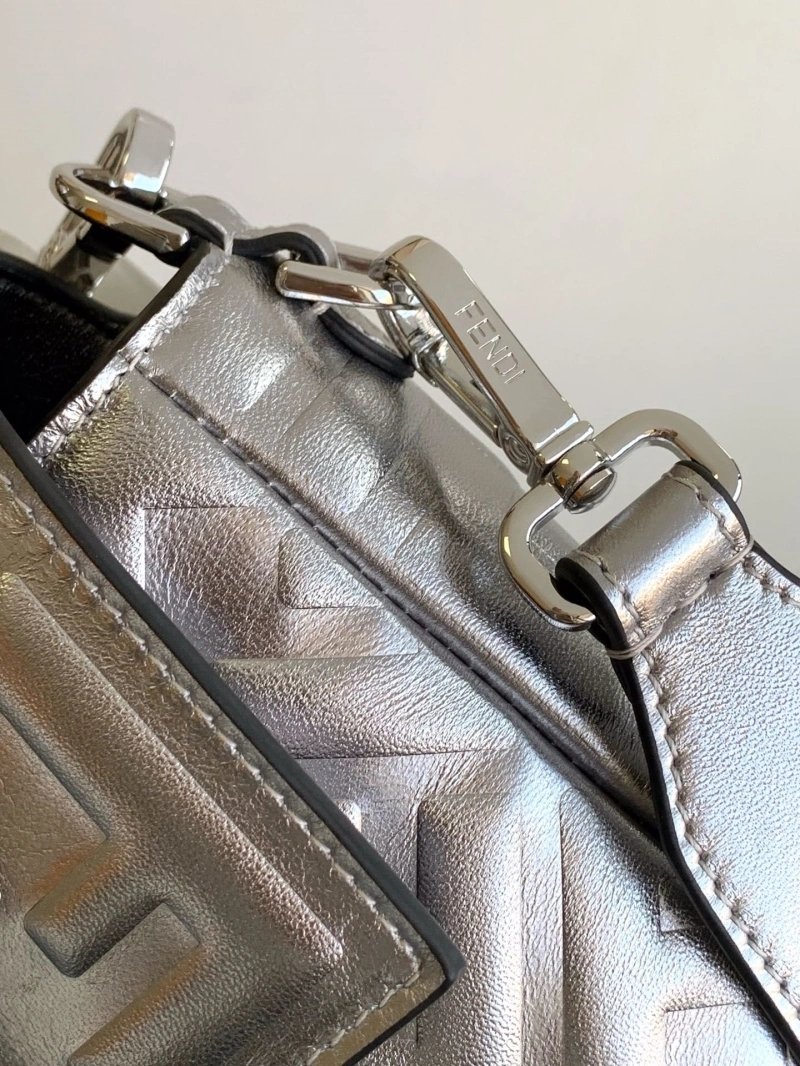 F**di baguette bags 4370-0411