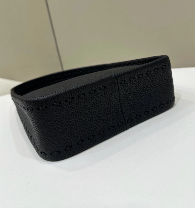 F**di top handle bags 4370-0426