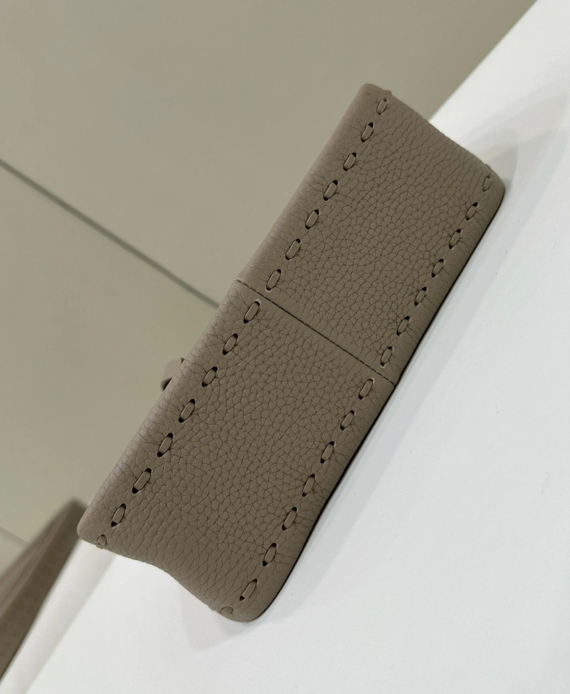 F**di top handle bags 4370-0430