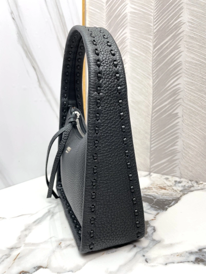 F**di top handle bags 4370-0639