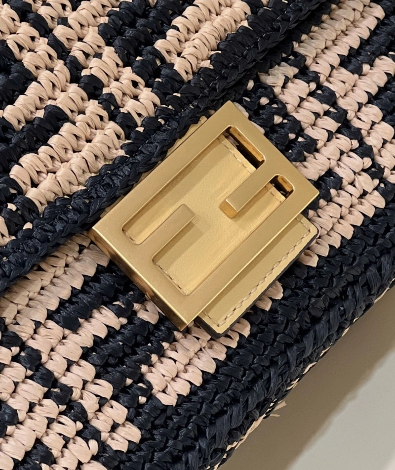 F**di baguette bags 4370-0644