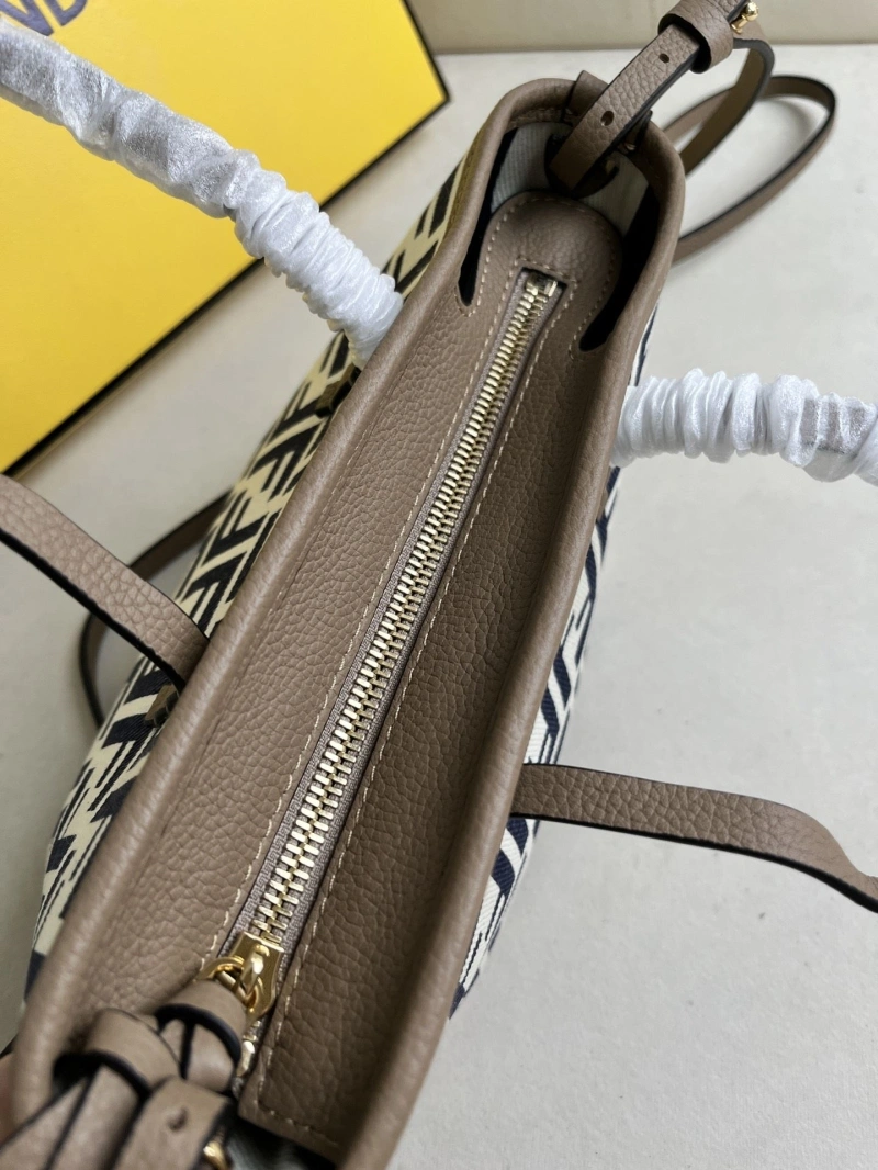 F**di shopping bags 4370-0669