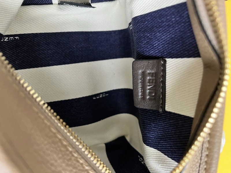 F**di shopping bags 4370-0669