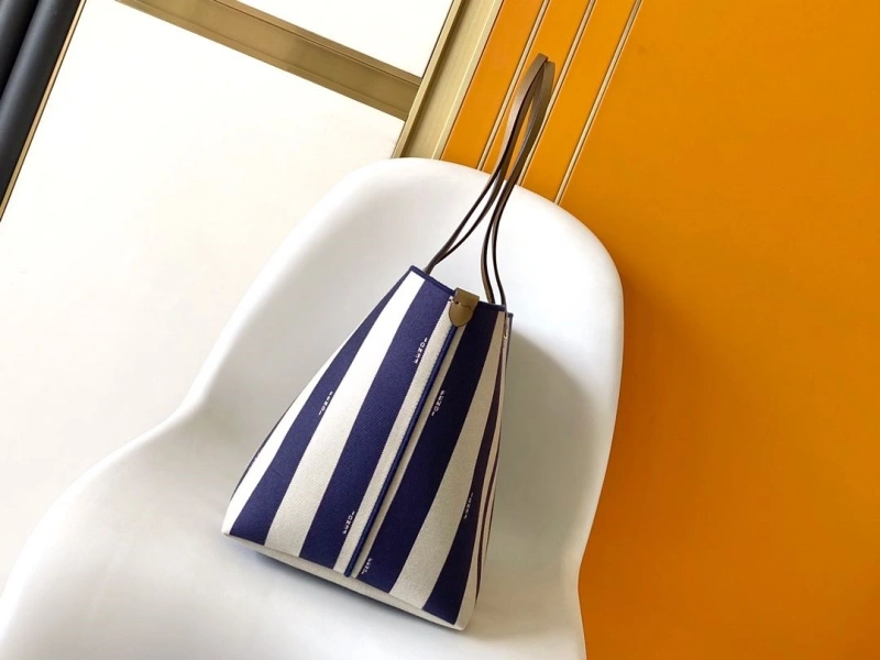 F**di shopping bags 4370-0671